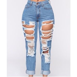 Fashion Nova Distressed Boyfriend Jeans